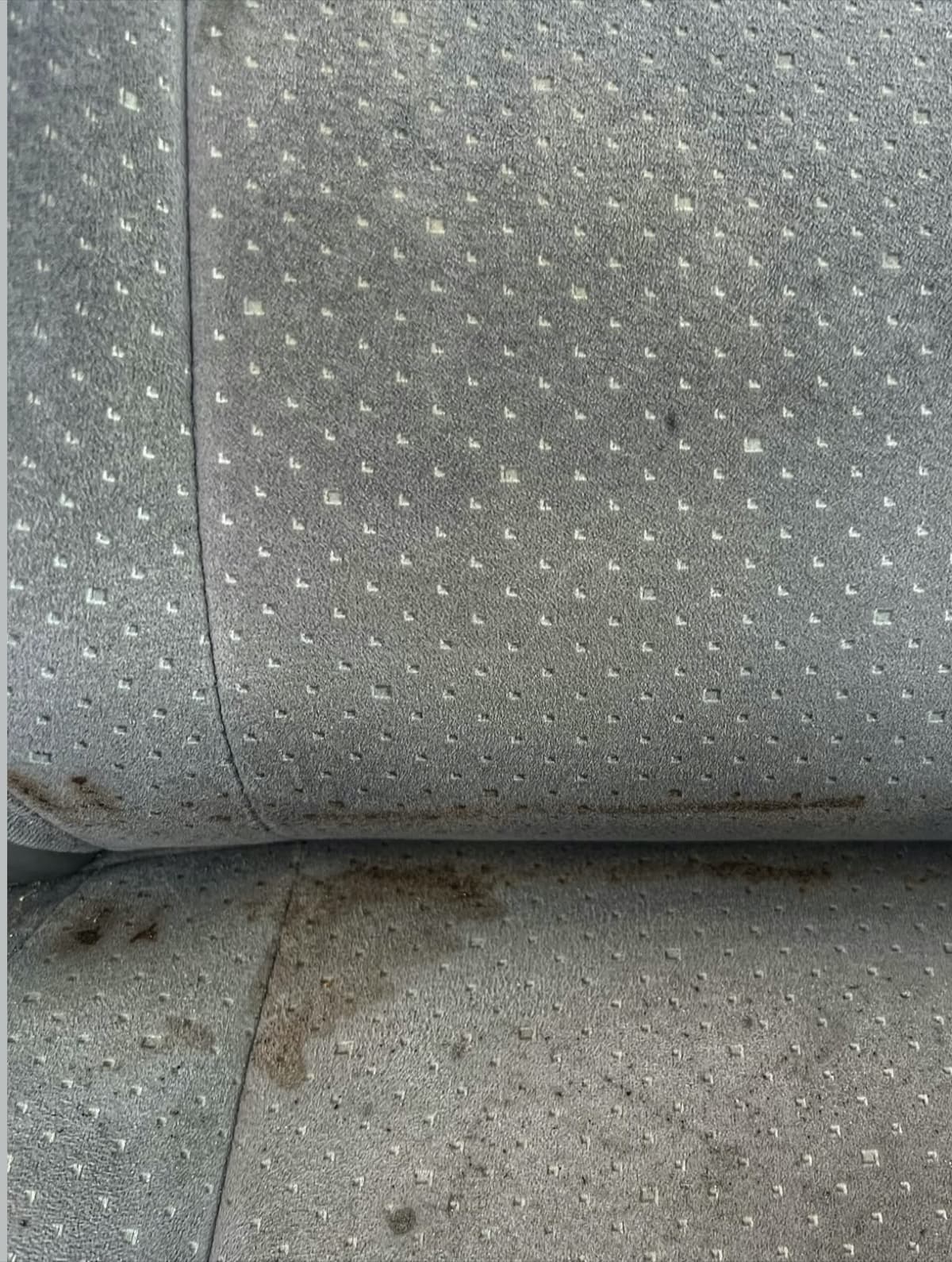 Siège textile détaché à France — Avant