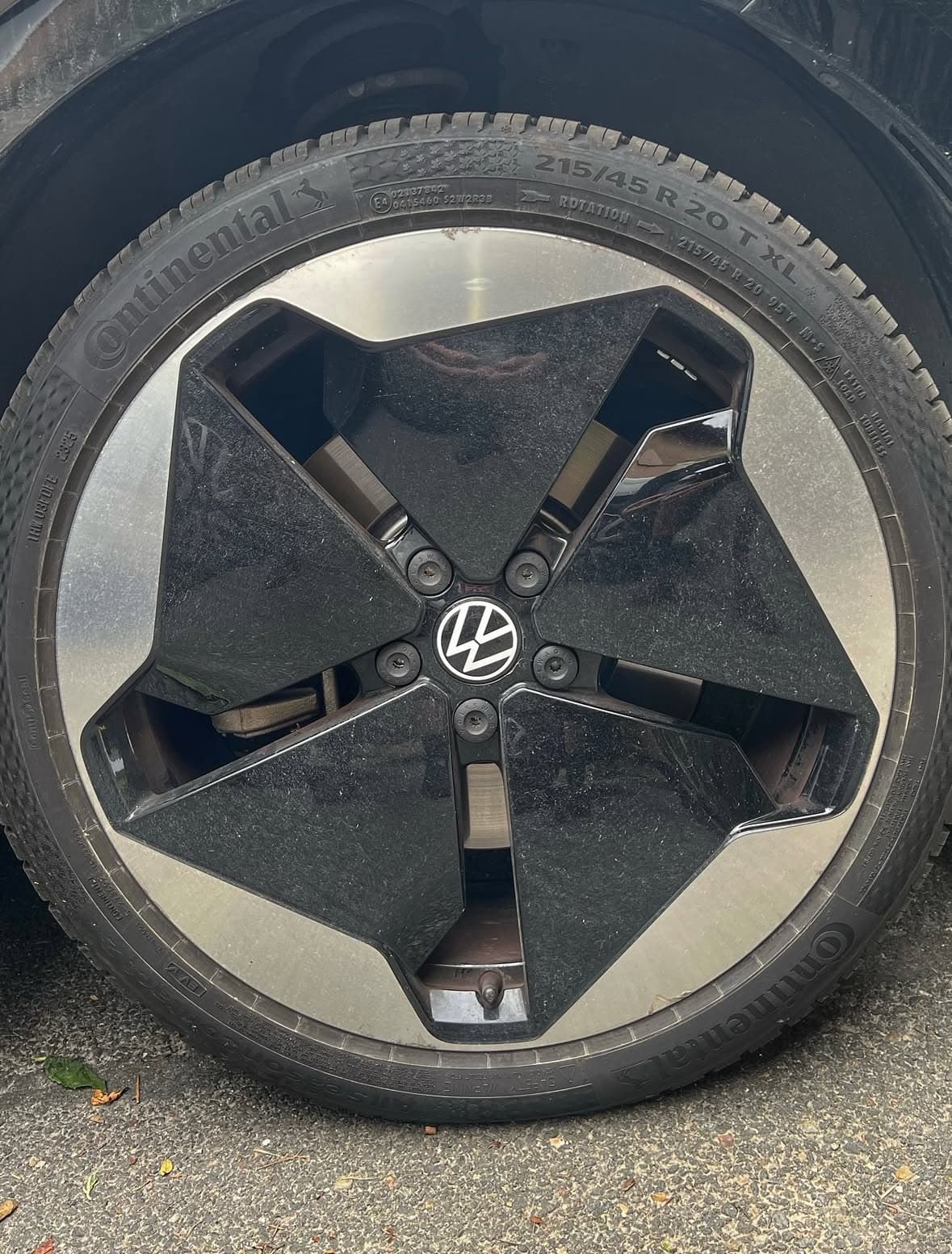 Décontamination jantes VW ID.3 à Colombelles à Caen — Avant