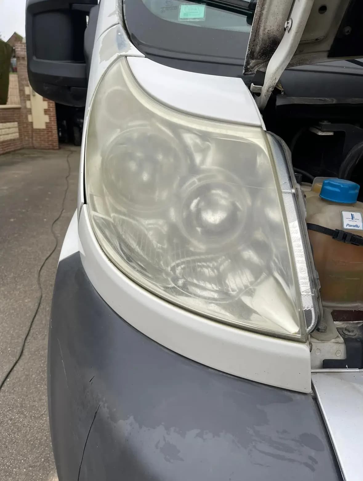 Rénovation phare utilitaire Fiat Ducato à Seclin à Lille — Avant