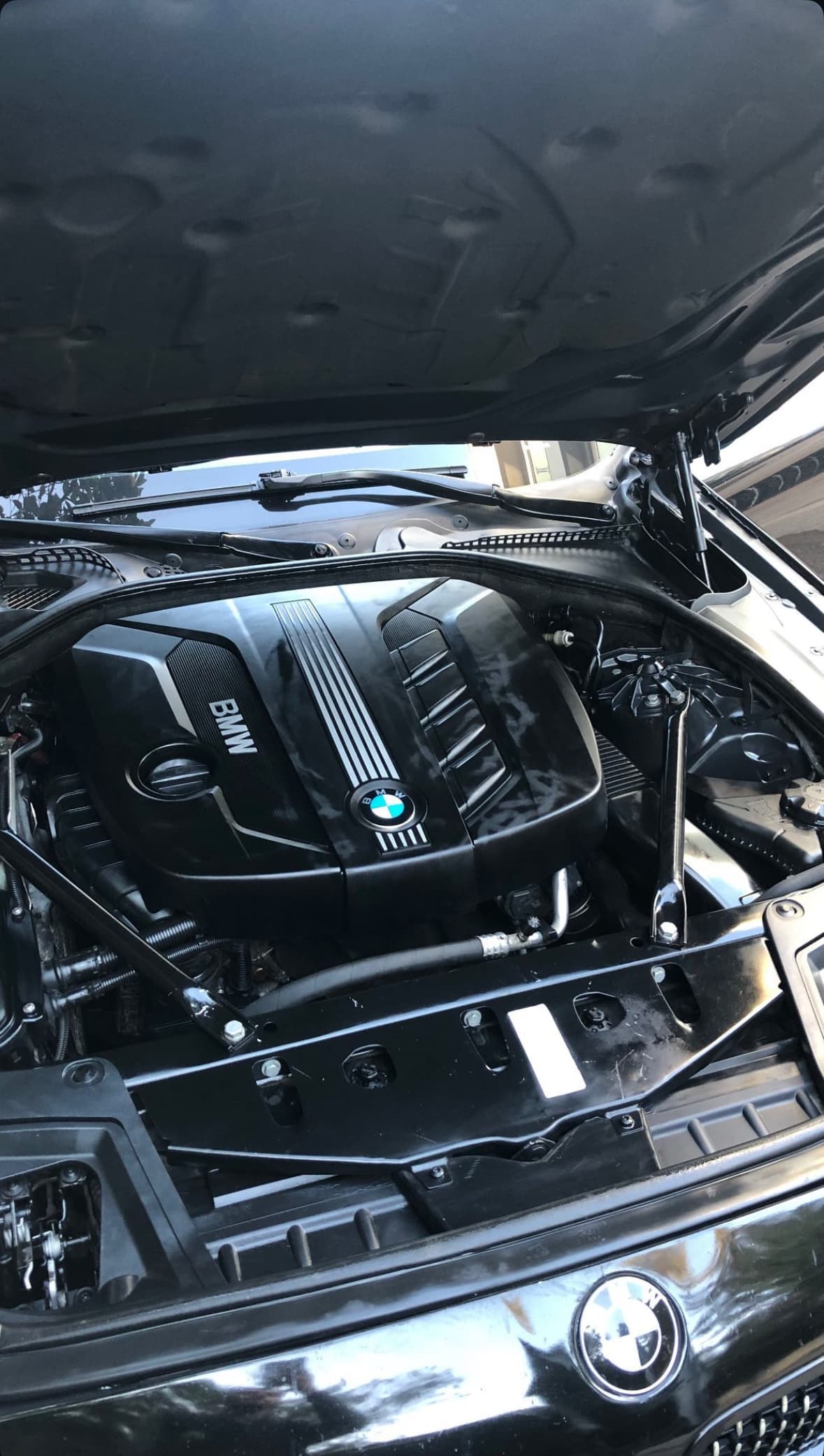 Dégraissage moteur BMW à Vénissieux à Lyon — Après